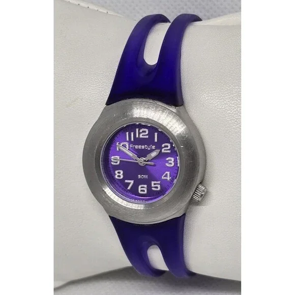 Women's Freestyle Sunny Purple Plastic Bangle Watch 61855 14 - Picture 2 of 7